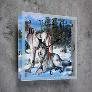 Часы настенные, серия: Животный мир, "Волки в Зимнем Лесу", 20х25 см, микс