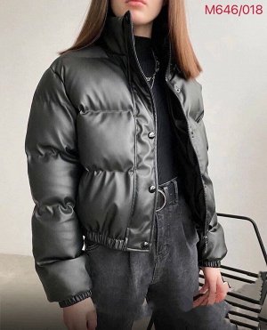 Куртка Материал: экокожа, наполнитель холофайбер, длина 48-52 см