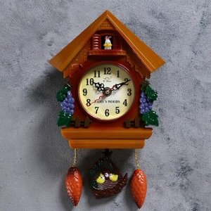 Часы настенные, серия: Маятник, с зайчиком "Виноградная лоза", 28х19 см микс