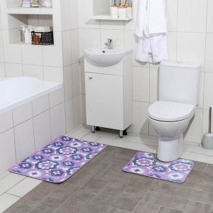 Набор ковриков для ванны и туалета Доляна «Фиолетовые цветы», 2 шт: 40x50, 50x80 см