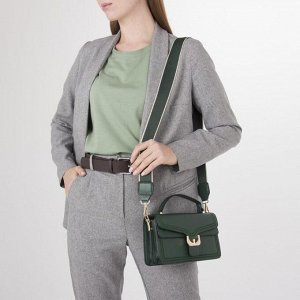 Сумка женская, отдел на молнии, наружный карман, длинный ремень, цвет зелёный