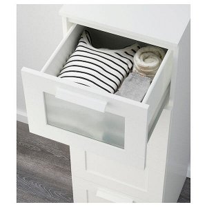 IKEA БРИМНЭС Комод с 4 ящиками, белый, матовое стекло