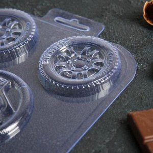 Форма для шоколада и конфет пластиковая «Набор автолюбителя», цвет прозрачный