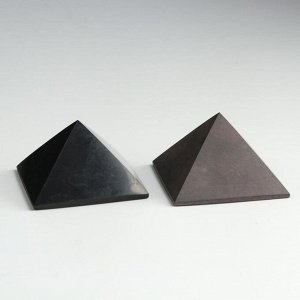 Пирамиды гармонизаторы "Шунгит-Малиновый кварцит", 5 см