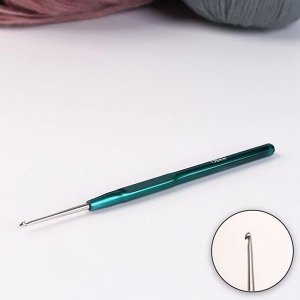 Крючок для вязания, с пластиковой ручкой, d = 1,75 мм, 14 см, цвет изумрудный