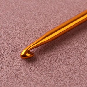 Крючок для вязания, двухсторонний, d = 6/7 мм, 13 см, цвет золотой