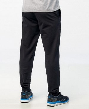 Спорт Брюки SAO 8287K
Мужские спортивные брюки имеют удобные боковые карманы, пояс с эластичной резинкой + фиксирующий шнурок. Выполнены из смесовой ткани на основе хлопка с добавлением полиэстера и л