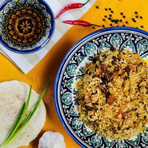 Плов узбекский «Праздничный» с изюмом, 325 г, консервированный