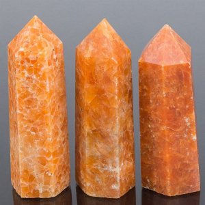 Кристалл из Оранжевого Кальцита