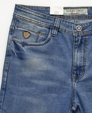 Джинсы LYV D3002
Классические мужские джинсы прямого кроя с застежкой на молнию и пуговицу. Изготовлены из качественной джинсовой ткани, правильные лекала - комфортная посадка на фигуре, хорошее качес