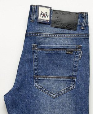 Джинсы Классические мужские джинсы прямого кроя с застежкой на молнию и пуговицу. Изготовлены из качественной джинсовой ткани, правильные лекала - комфортная посадка на фигуре, хорошее качество. 
Сост