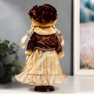 Кукла коллекционная керамика "Лида в золотом платье и бархатной шубке" 30 см