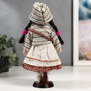 Кукла коллекционная керамика "Василиса в белом платье с деталями в клетку" 30 см