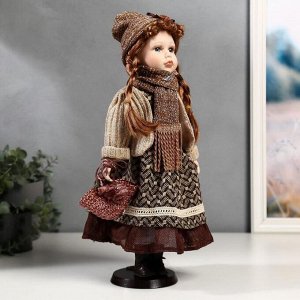 Кукла коллекционная керамика "Нина в коричневом платье и бежевом свитере" 40 см