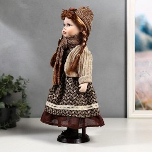 Кукла коллекционная керамика "Нина в коричневом платье и бежевом свитере" 40 см