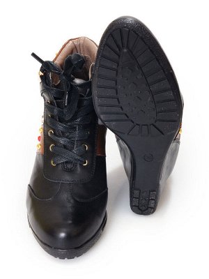Ботинки Страна производитель: Китай
Размер женской обуви x: 36
Полнота обуви: Тип «F» или «Fx»
Вид обуви: Ботинки
Сезон: Весна/осень
Материал верха: Натуральная кожа
Материал подкладки: Байка
Каблук/П