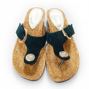 Шлепки Страна производитель: Турция
Размер женской обуви x: 37
Полнота обуви: Тип «F» или «Fx»
Вид обуви: Шлепанцы
Материал верха: Замша
Материал подкладки: Натуральная кожа
Стиль: Повседневный
Цвет: 