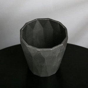 Кашпо из гипса «Полигональ», цвет чёрный, 10.5x 11 см