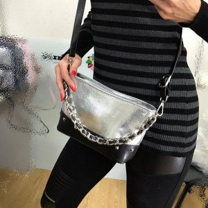 Шикарная сумка мессенджер Inspiration из натуральной зеркальной кожи серебристого цвета.