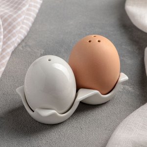 Набор для специй Доляна «Яйца», 2 предмета: солонка и перечница, на подставке