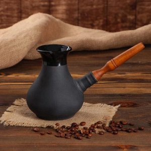 Турка "Coffee", чёрная, с деревянной ручкой, 0.65 л