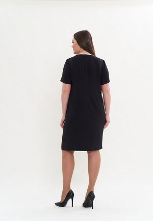 Платье Цвет: черный
Коллекция: Весна/Лето
Состав: 40%-вискоза; 55%-полиэстер; 5%-эластан
Длина: от 111 см