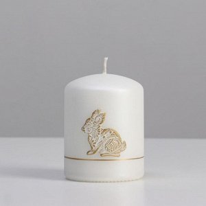 Свеча - цилиндр "Золотой кролик", 7х9 см, белый матовый металлик