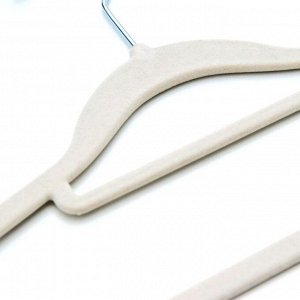 Вешалка-плечики для одежды «Бархат», размер 44-46, флокированное покрытие, цвет МИКС