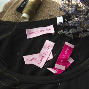 10000085 Бирка текстильная для готовых изделий ручной работы "Made by me", розовый, 5 штук