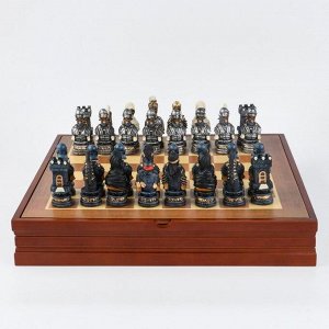Шахматы сувенирные "Долина смерти", h короля=7.5 см, пешки=6.5 см, 36 х 36 см