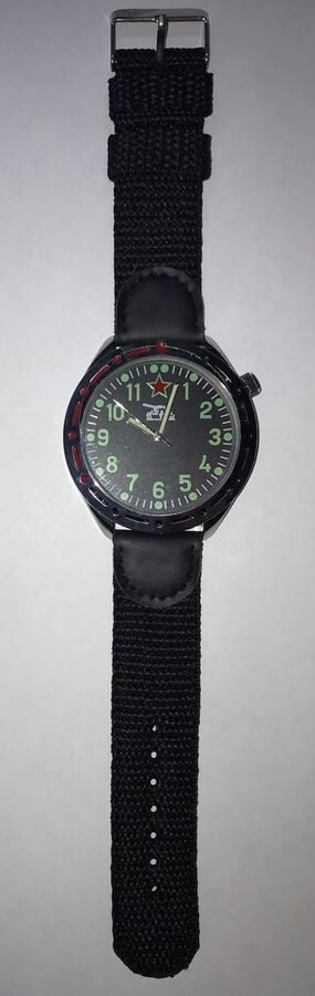 Военные часы без журнала ( поврежденная упаковка)