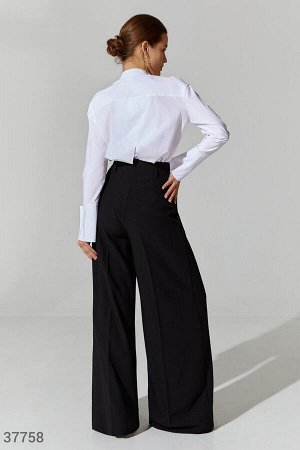Трендовые брюки-палаццо черного цвета