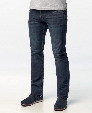 Джинсы BOV 8382
Классические пятикарманные джинсы прямого кроя с застежкой на молнию и пуговицу. Изготовлены из качественной джинсовой ткани, правильные лекала - комфортная посадка на фигуре, хорошее 