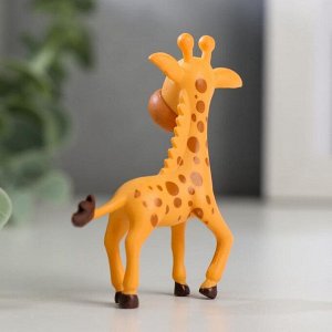 Сувенир пластик "Жираф" 6,3х5х1,2 см