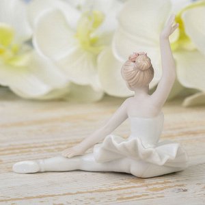 Сувенир керамика "Прекрасная балерина" 12х12.4х7 см
