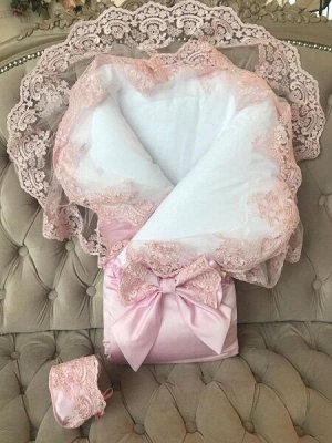 Летний конверт-одеяло на выписку "Королевский" (розовый с розовым кружевом)