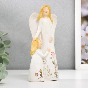 Сувенир полистоун "Девушка ангел с малышкой, с цветами на платье" МИКС 15х7х4,5 см