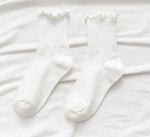 Женские однотонные носки, цвет белый