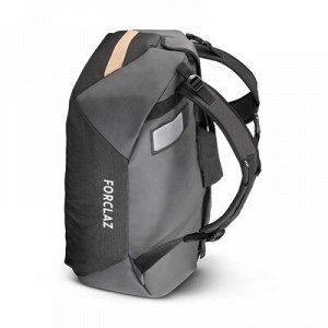 Сумка-баул Эта сумка-баул объемом 50 л типа позволяет чувствовать себя свободно в путешествиях и походах. Переноска на спине обеспечивается лямками по подобию горных рюкзаков. Внутренний карман, бирка