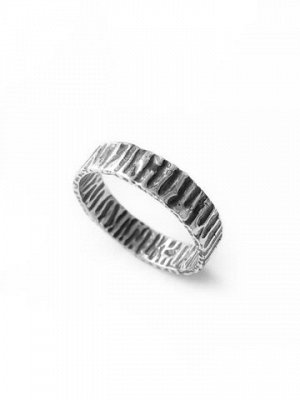 Серебряное фактурное кольцо "Circle" с чернением