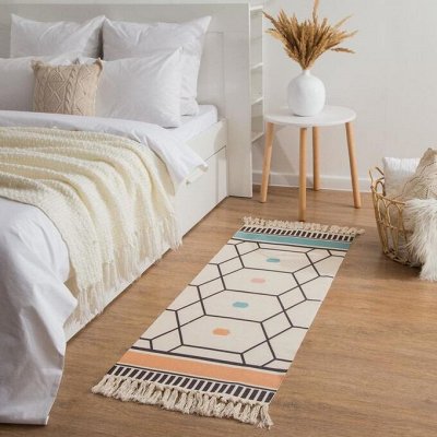 Уют и стиль: ковры и коврики для вашей спальни