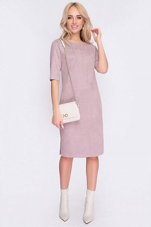 Платье Платье прямого силуэта из искусственной замши.
30% вискоза 65% п/э,5% эластан