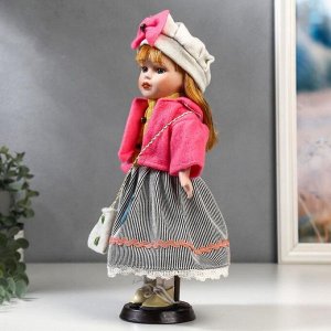 Кукла коллекционная керамика "Рыжая в розовом пиджаке и белом берете с бантом" 30 см