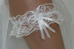 Подвязка невесты "Белый-Белый"