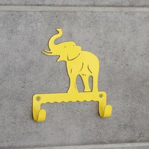 Крючок детский «Слон», цвет жёлтый