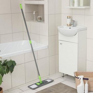 Швабра для мытья пола плоская Доляна, насадка из микрофибры 42x12 см, телескопическая ручка 73-124 см