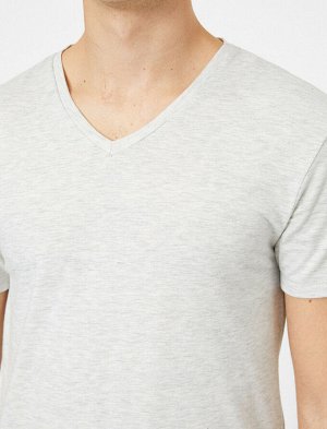 футболка Материал: %95 Хлопок, %5 Эластан Параметры модели: рост: 189 cm, грудь: 98, талия: 75, бедра: 95 Надет размер: M