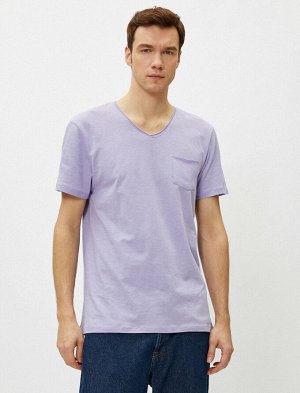 футболка Материал: %100 Хлопок Параметры модели: рост: 189 cm, грудь: 99, талия: 75, бедра: 99 Надет размер: M