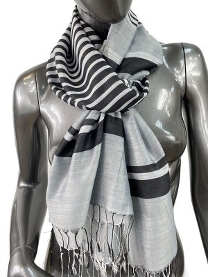 Лёгкий шарф-палантин в полоску, цвет чёрный с белым
