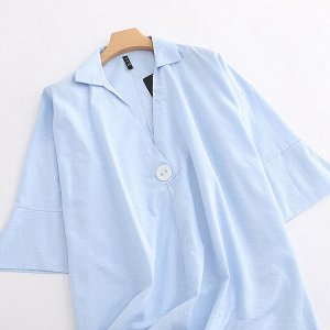 Женская блуза с V-образным вырезом, цвет голубой